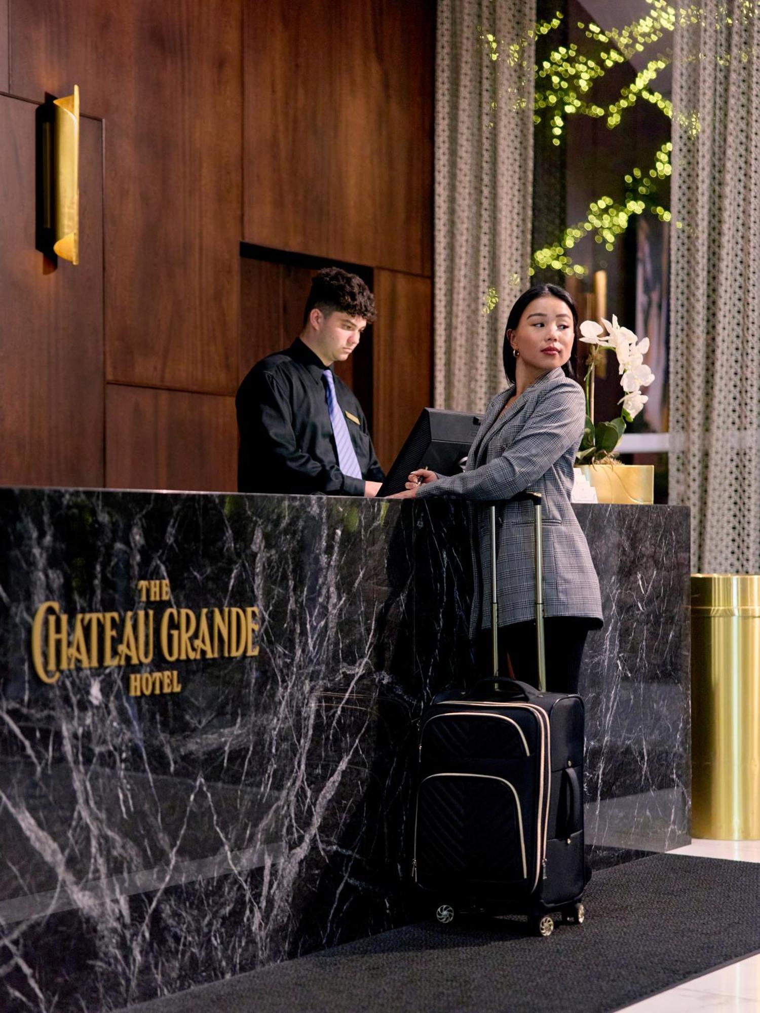 The Chateau Grande Hotel East Brunswick Zewnętrze zdjęcie